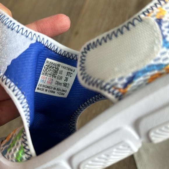 Li-Ning kids sandal with soft sole and toe protection - Picture 4 of 8